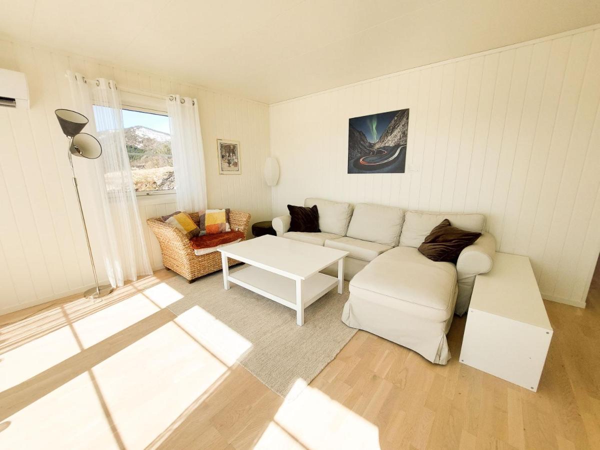 Destination Senja - Vangsvik Apartment